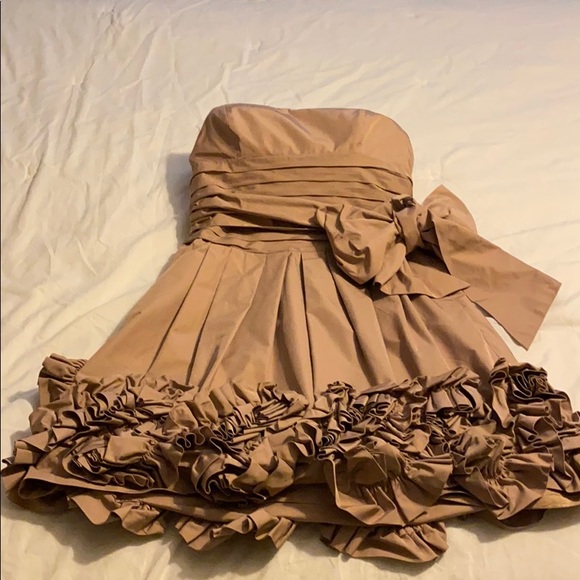 BCBGMaxAzria Dresses & Skirts - BCBG Formal dress in perfect condition